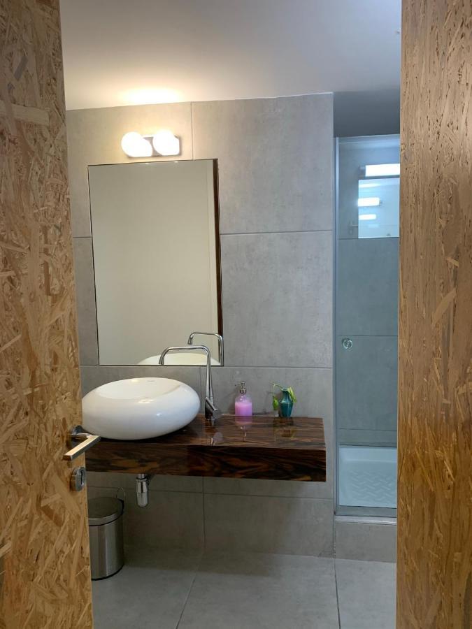 Strovolos Value Suites Exteriér fotografie