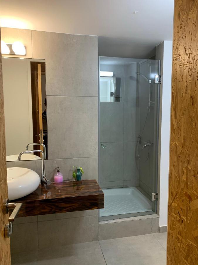 Strovolos Value Suites Exteriér fotografie