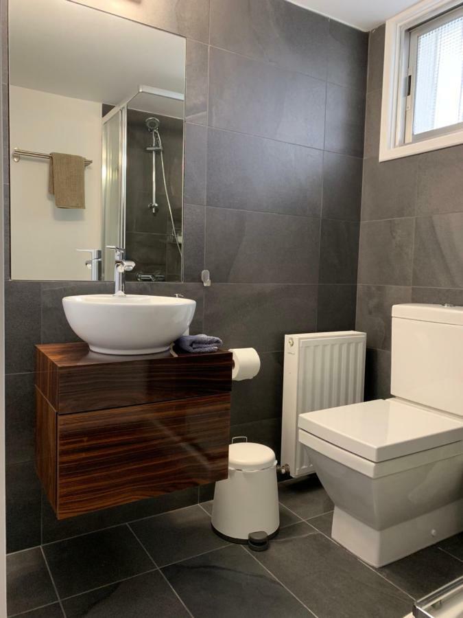 Strovolos Value Suites Exteriér fotografie